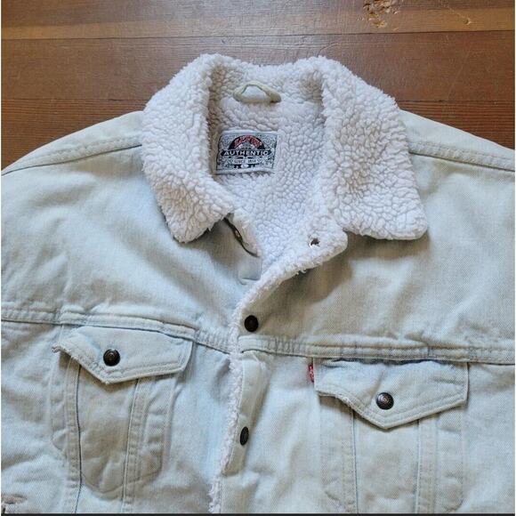 Vtg 80s Levi's Sherpa Lined Denim Trucker Jacket Large Light Wash USA Made - Picture 2 of 4